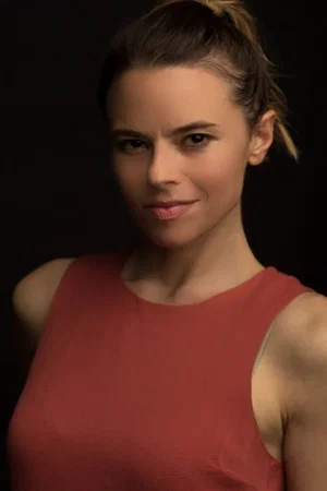  Zoe Simpson photo