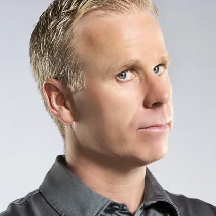  Gerry Dee