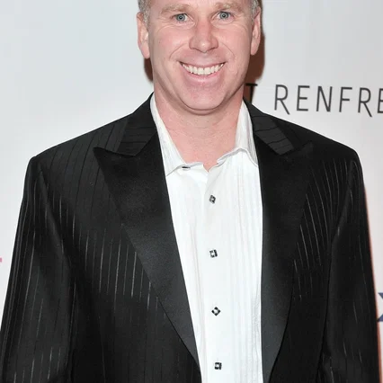  Gerry Dee