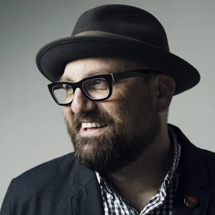  Nick Simon