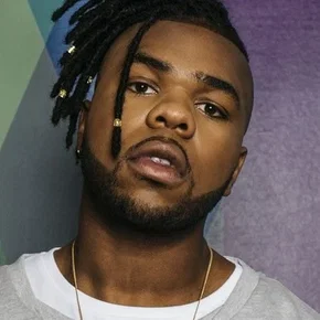 Photo star :  MNEK