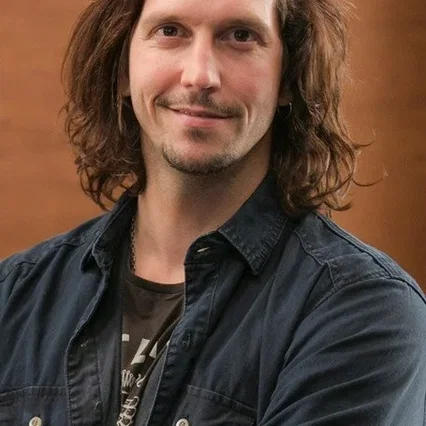  Vladimir Brichta