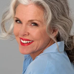 Photo star :  Hilary Momberger-Powers