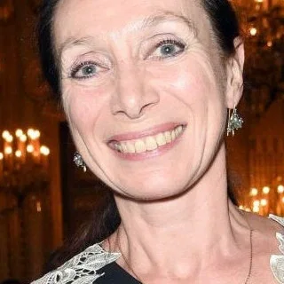  Élisabeth Platel