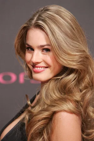Vanessa Hessler photo