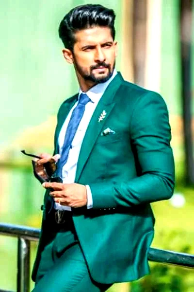  Ravi Dubey