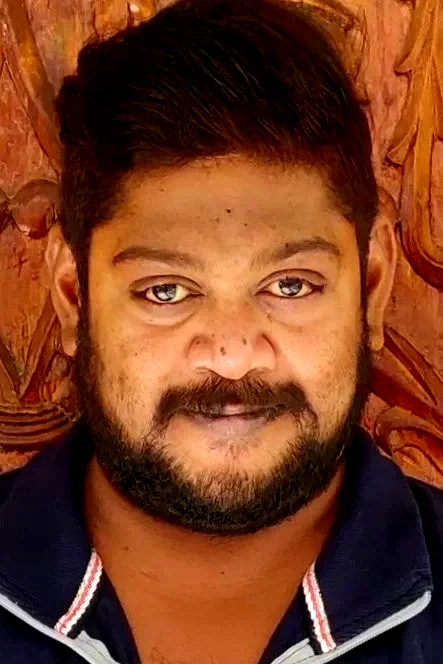  Suman Shetty