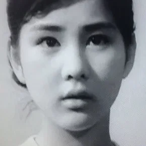 Photo star :  Makiko Aoi