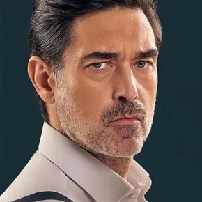 Photo star :  Burak Hakkı