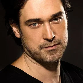 Photo star :  Burak Hakkı