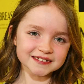 Photo star :  Scarlett Holmes