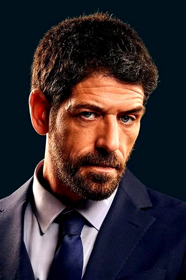  Cemal Hünal