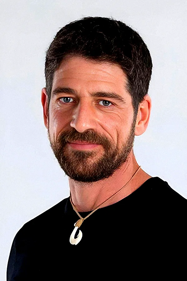  Cemal Hünal