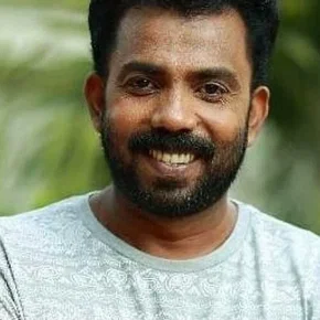 Photo star :  Azees Nedumangad