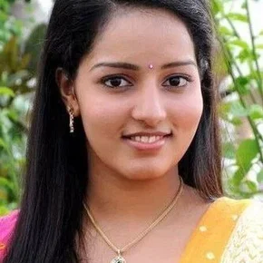 Photo star :  Malavika Menon