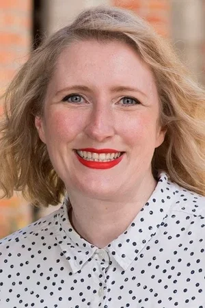  Aislinn Clarke photo