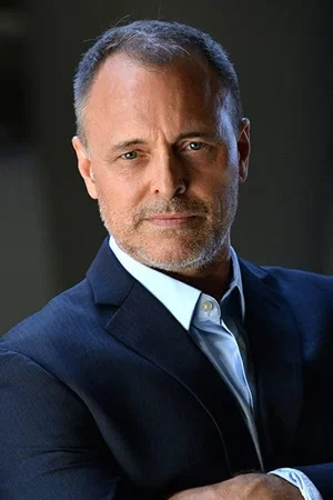  Barry Levy  photo