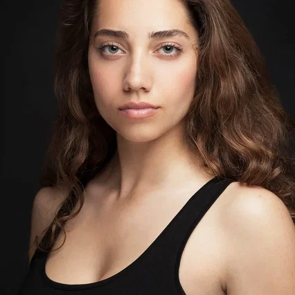  Özge Özacar