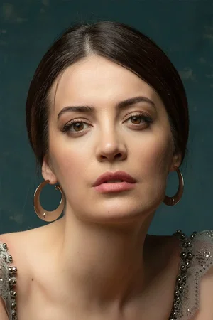  İrem Sak
