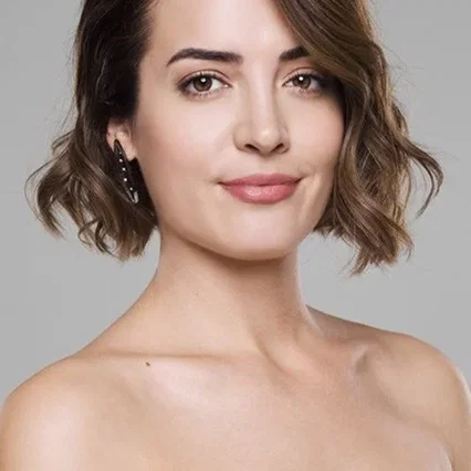  İrem Sak