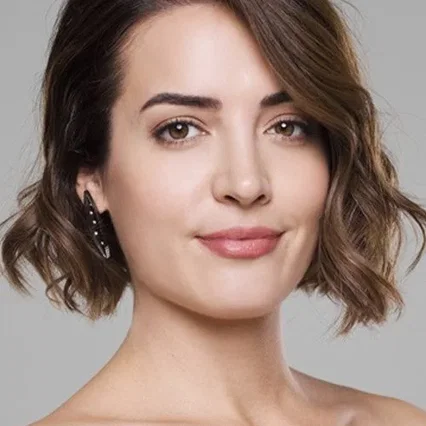  İrem Sak