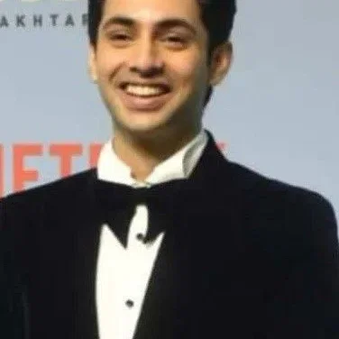  Agastya Nanda