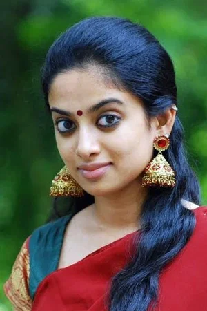  Gauthami Nair photo