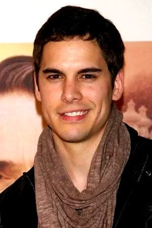  Adrián Expósito