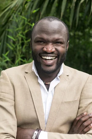  Moses Bwayo photo
