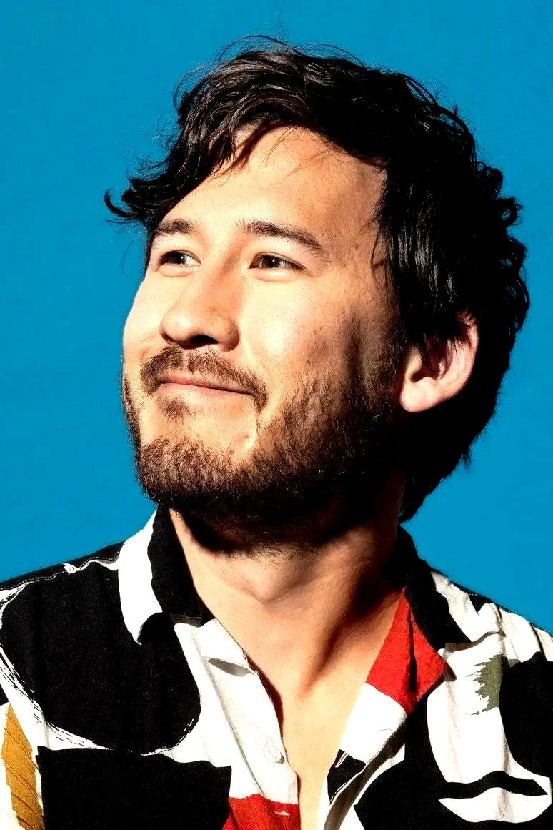  Mark Fischbach