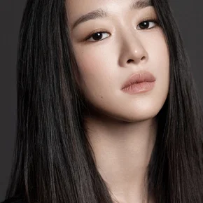Photo star :  Seo Ye-ji