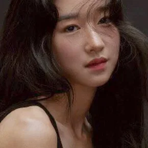 Photo star :  Seo Ye-ji