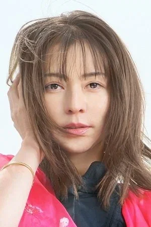  Karina Nose