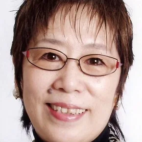 Photo star :  Yoshino Ohtori