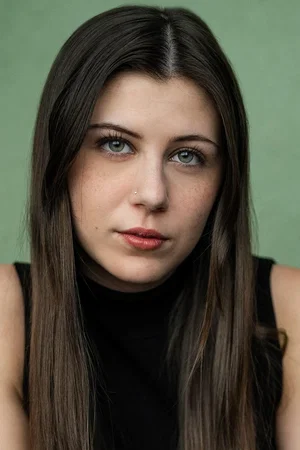  Mia Sinclair Jenness