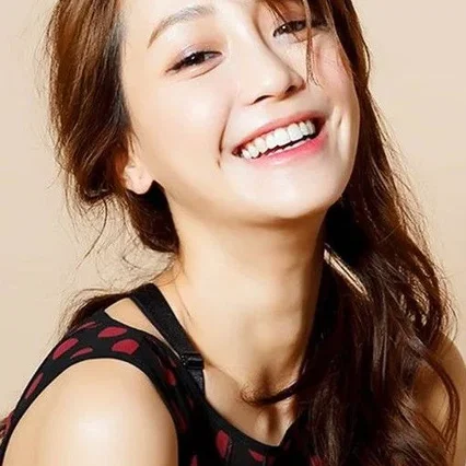  Nikki Hsin-Ying Hsieh