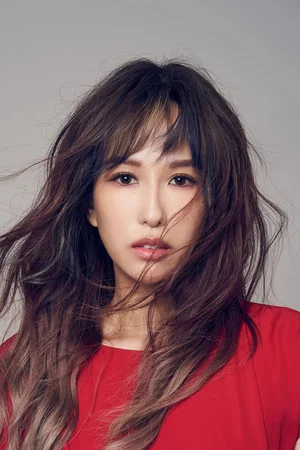  Kelly Poon photo