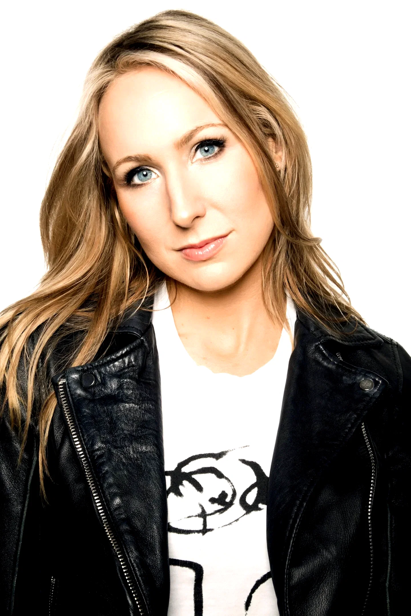  Nikki Glaser