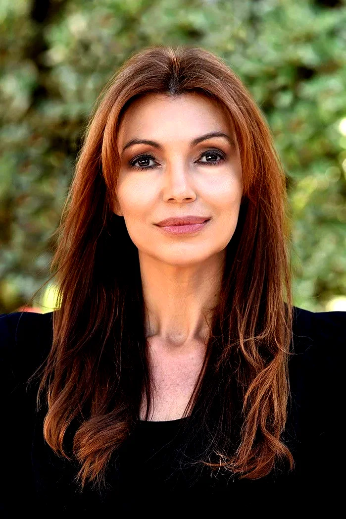  Elena Sahagun