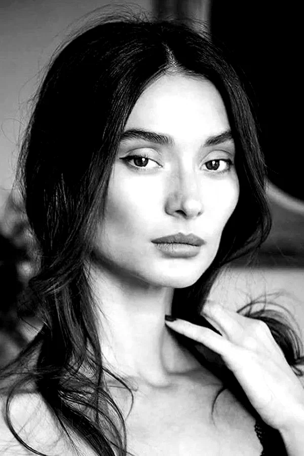  Errika Bigiou
