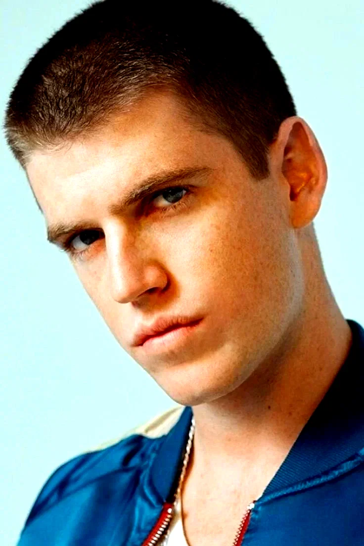  Miguel Bernardeau