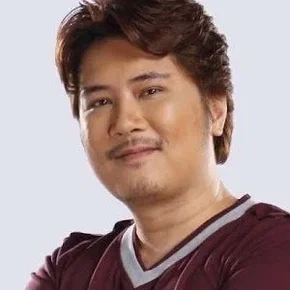 Photo star :  Janno Gibbs