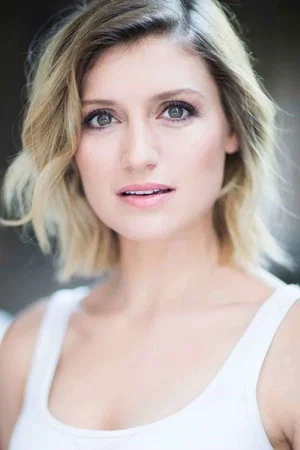  Hayley McCarthy photo