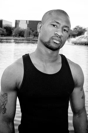  HenRii Coleman photo