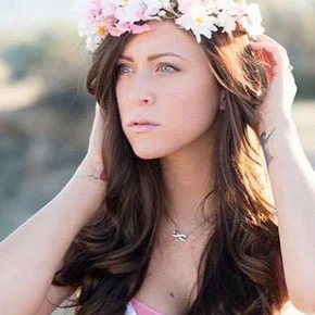 Photo star :  Brie Yniguez