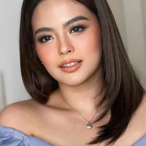 Photo star :  Bea Binene