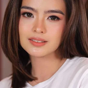 Photo star :  Bea Binene