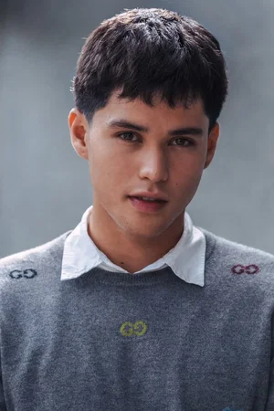  Kyle Echarri photo