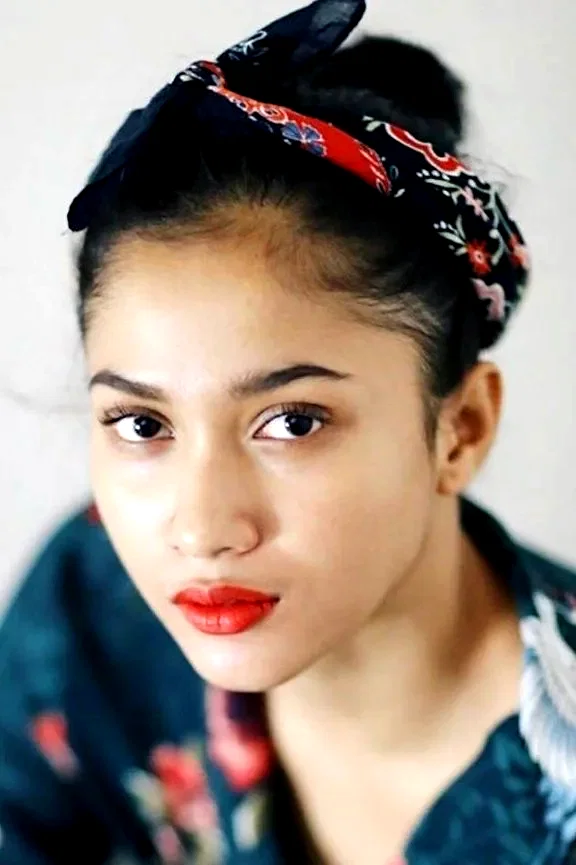  Aghniny Haque