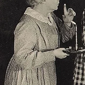 Frances Raymond